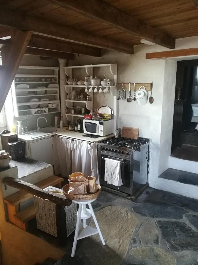 Casale Maria Mafalda Pieve di Teco Eksteriør billede